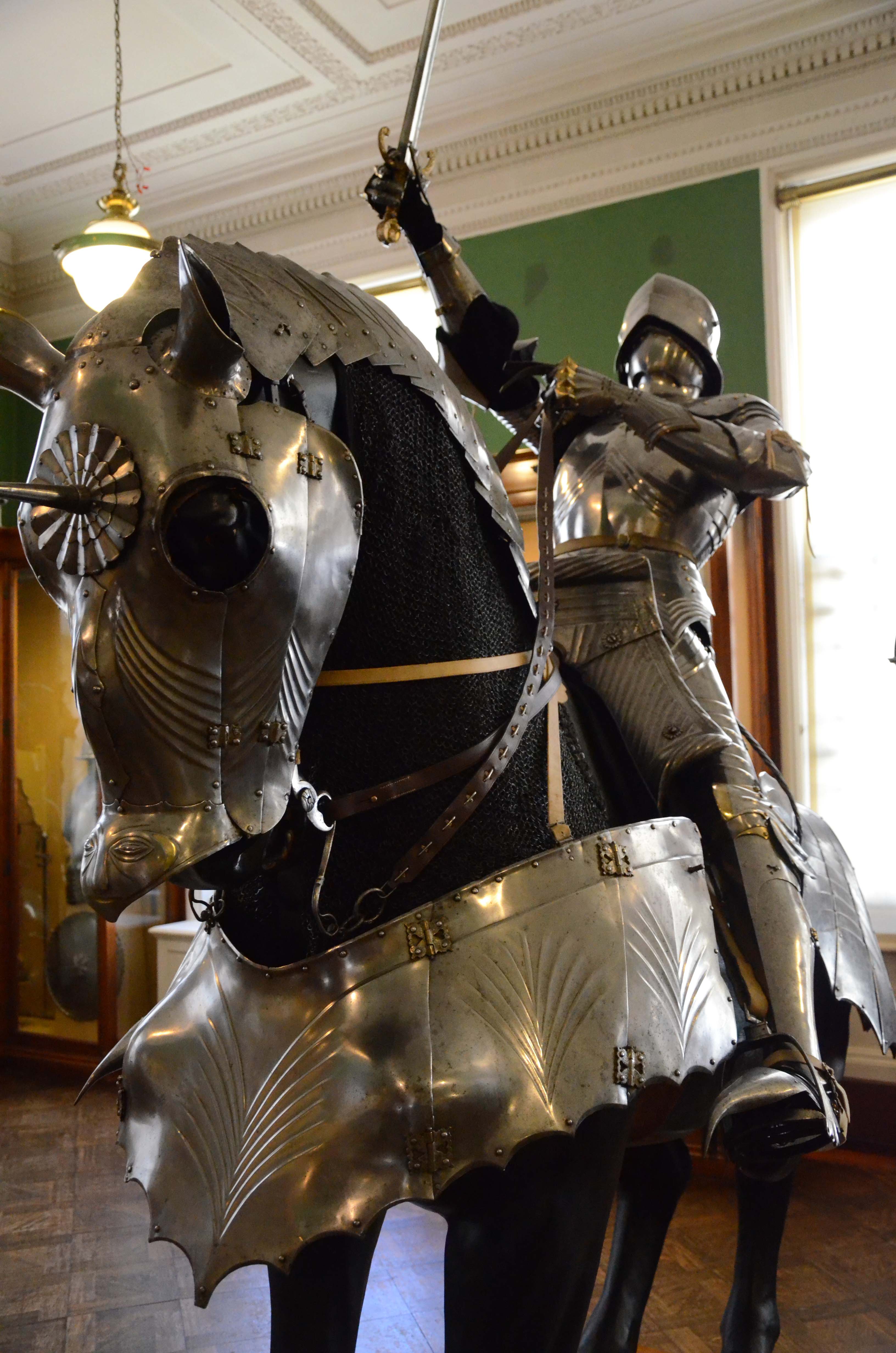 [Image: knight-and-horse.jpg]